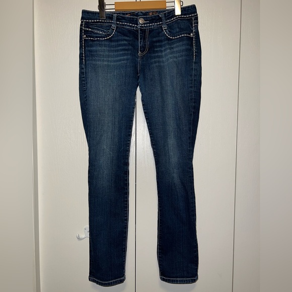 Seven Straight Leg Jean - Picture 1 of 9